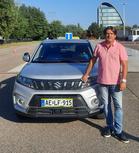 Zelei_Laszlo_oktato.png - 822,99 kB